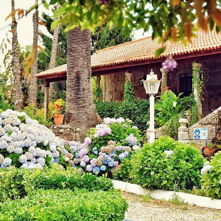 Pazo Revel & ホテル ポンテベドラ