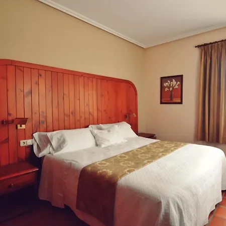 Pazo Revel & ホテル ポンテベドラ